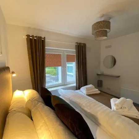 Apartment Location Location - Gorgeous 3 Bed In Killarney