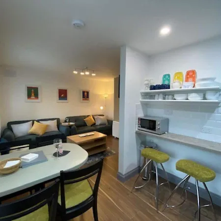 Location Location - Gorgeous 3 Bed In Апартаменты Килларни