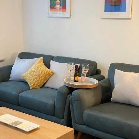 Appartement Location Location - Gorgeous 3 Bed In