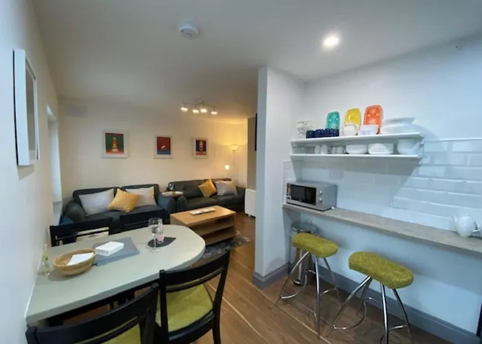 Location Location - Gorgeous 3 Bed In Lejlighed Killarney